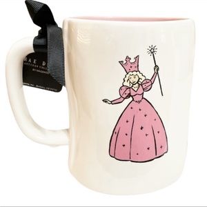 The wizard of Oz Rae Dunn mug